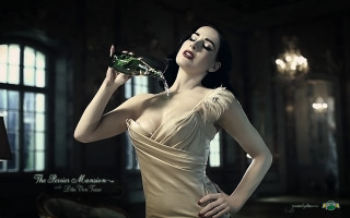 Woman dress wine smile gothic - decadent free wallpaper for desktop