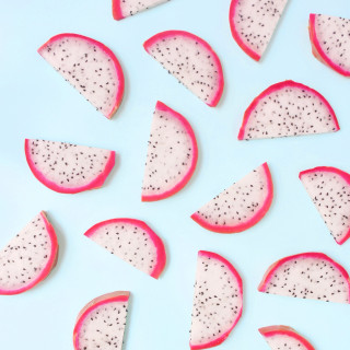 Sliced fruit blue surface pink - professional free wallpaper for tablet