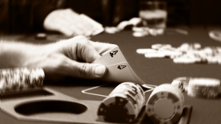 Poker player table chips cards - free sports wallpaper
