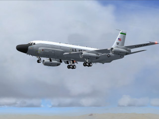 Large airplane flying cloudy sky 2 - a large air plane free wallpaper