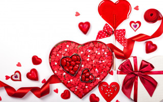 Heart shaped box with bow - two heart free wallpaper