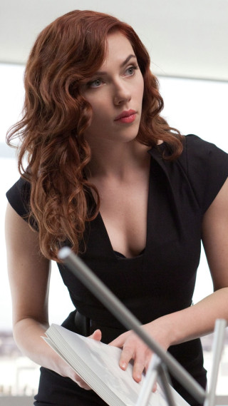 Woman black dress holding folder - a window free wallpaper for mobile