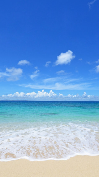 Beach blue sky white clouds 2 - free beach wallpaper for mobile