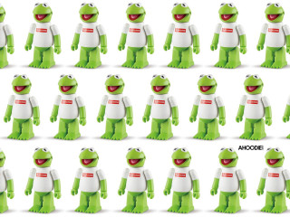 Green white frog dolls expressions - frog free wallpaper