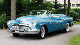 Blue classic car street trees - classic free wallpaper for desktop