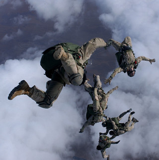 Parachute group people sky clouds - one person free wallpaper for tablet