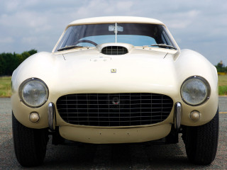 White sports car grass trees - a white sports car free wallpaper for desktop