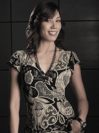 Woman dress smiling black background - audrey kawasaki free wallpaper