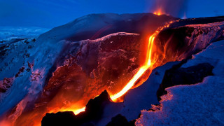 Lava flow orange lights mountain - orange light free wallpaper