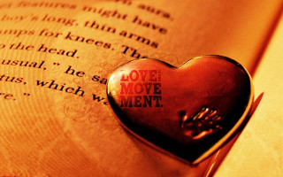 Heart shaped key open book - an open book free wallpaper