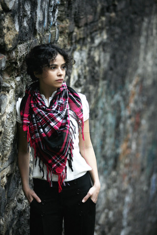 Woman scarf white shirt black - neoism free wallpaper for mobile
