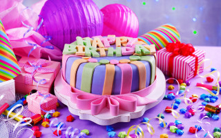 Birthday cake candles streamers balloons - a birthday cake free wallpaper for desktop