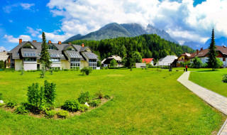 Green field houses walkway mountain - alen divi free wallpaper