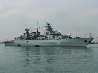 Battleship floating water dock boat 2 - bernd fasching free wallpaper