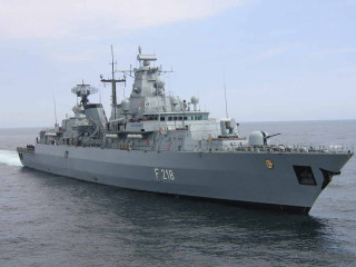 Large gray ship ocean people 5 - german romanticism free wallpaper for desktop