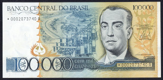 Money bill closeup man factory - 16k free wallpaper