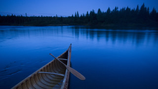 Canoe water paddle forest background - eric deschamps free wallpaper