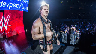 Man wrestling ring scarf microphone - andrew bell free wallpaper