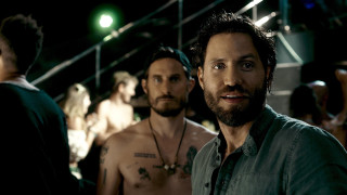 Group men room green light 2 - a beard free wallpaper for desktop