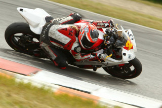 Motorcycle rider race track grass 2 - grass free wallpaper