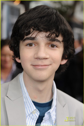 Young man smiling suit tie - andrew robertson free wallpaper for mobile