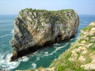 Cliff water cliff face side - a cliff face free wallpaper for desktop