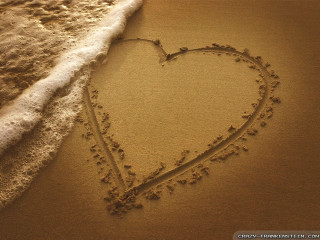 Heart sand beach waves shore - the shore free wallpaper