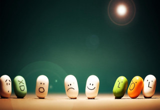 Eggs love multilingual cheerful shockart - different free wallpaper