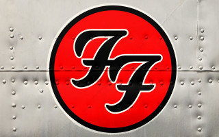 Metal sign red circle f - grunge free wallpaper