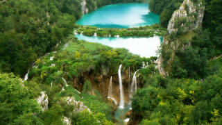 Waterfall lush trees lake cliffs - a large waterfall free wallpaper for desktop