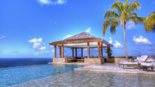 Gazebo water palm beach lounge - a large body of water free wallpaper