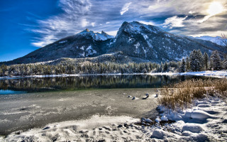 Mountain range lake snow foreground - a lake in the foreground free wallpaper
