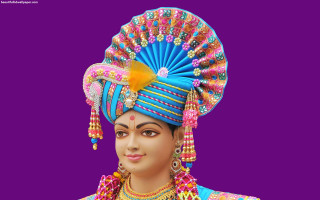 Statue woman colorful headdress fan - figurine free wallpaper