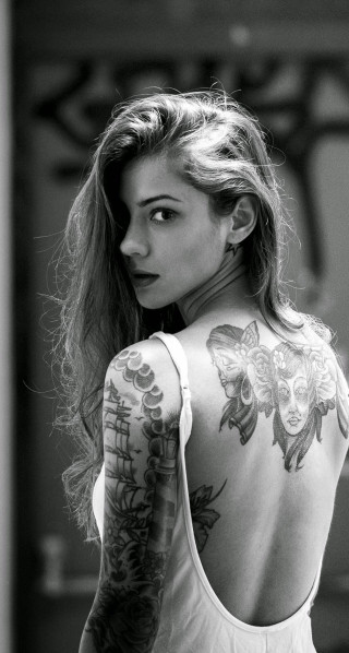 Woman back tattoo arm shoulder - a tattoo free wallpaper for mobile