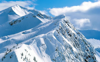 Snowy mountain sky clouds background 5 - the top of the mountain free wallpaper