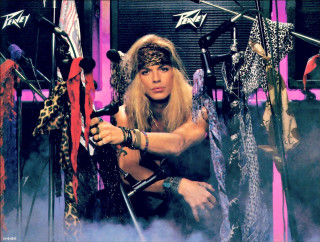 Woman long hair bandana sword - holding free wallpaper