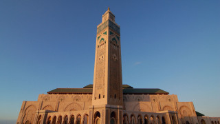 Tower clock tall building sky - a tall tower free wallpaper for desktop
