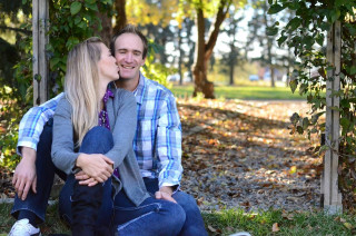 Man woman kissing park trees 3 - eric dinyer free wallpaper