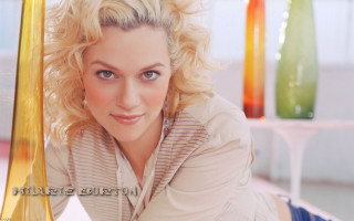 Blonde woman blue eyes gold - blonde hair free wallpaper for desktop