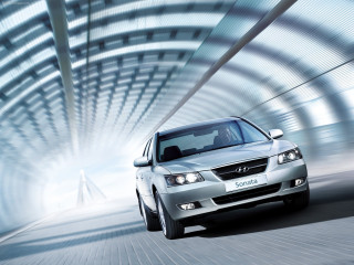 Silver car tunnel sky white - the end of the tunnel free wallpaper