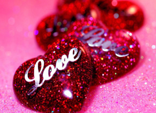 Three hearts love pink background 8 - the word love free wallpaper