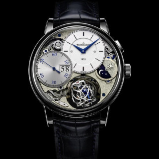 Baroque watch dial blue hands - a watch free wallpaper for tablet