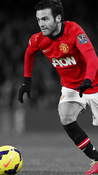 Man redshirt soccer yellowball action - soccer free wallpaper