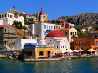 Small boat city church mountain - exekia free wallpaper