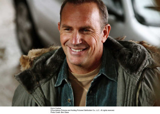 Smiling man fur collar jacket - clark voorhees free wallpaper
