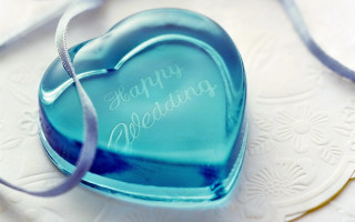 Blue heart glass box happy - a blue heart free wallpaper
