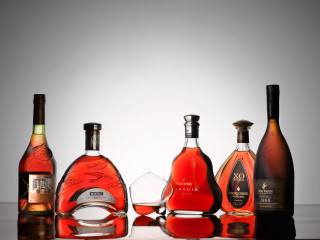 Wine bottles still life gradient - wine free wallpaper