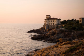 House cliff ocean sunset dawn - cagnaccio di san pietro free wallpaper for desktop