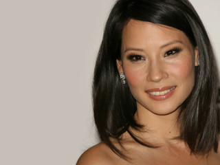 Smiling woman shoulderlength hair strapless - facial feature free wallpaper for desktop