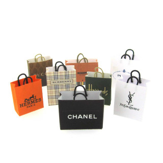 Small bags logos black white - different logo free wallpaper